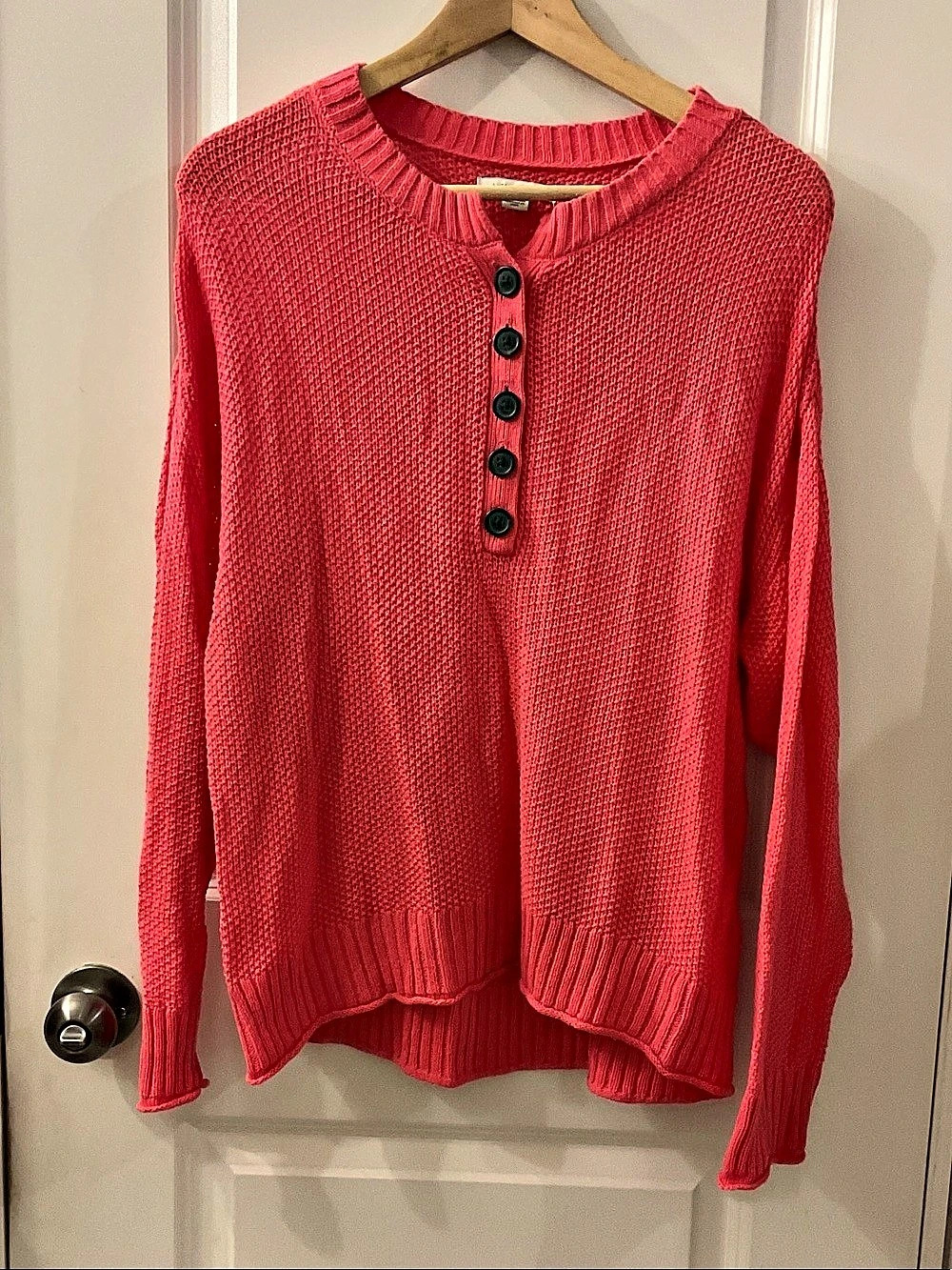 American Eagle Knit Crew Neck Sweater in Pink Size Medium